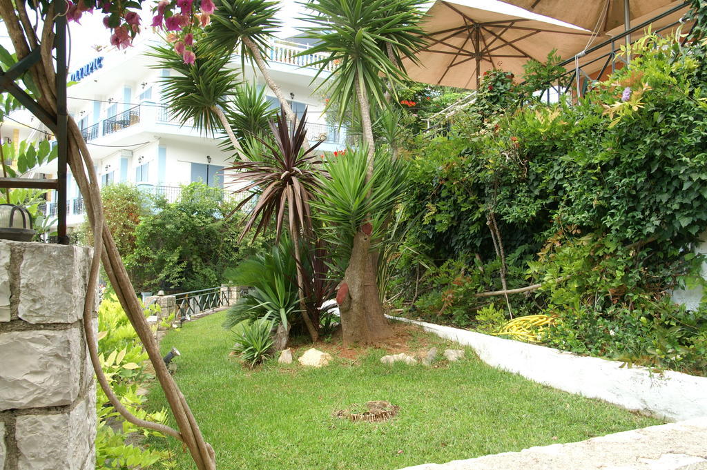 Milos Studios Parga Buitenkant foto